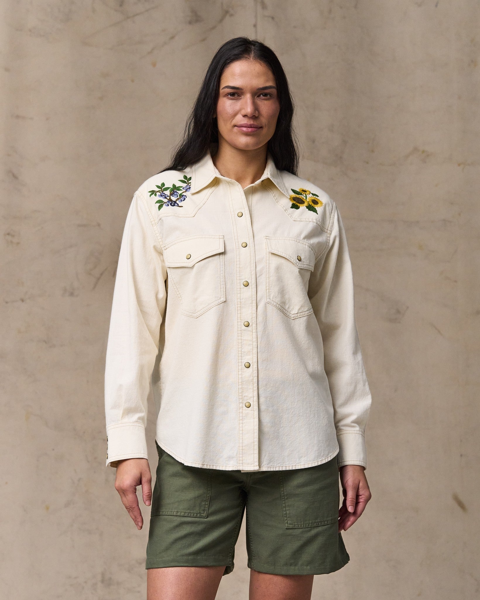 Women's Embroidered Western Shirt - Natural Seed